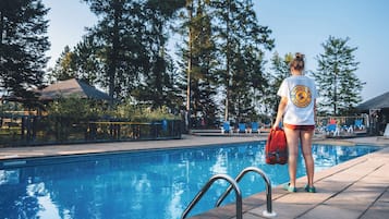 Seasonal outdoor pool, lifeguards on site