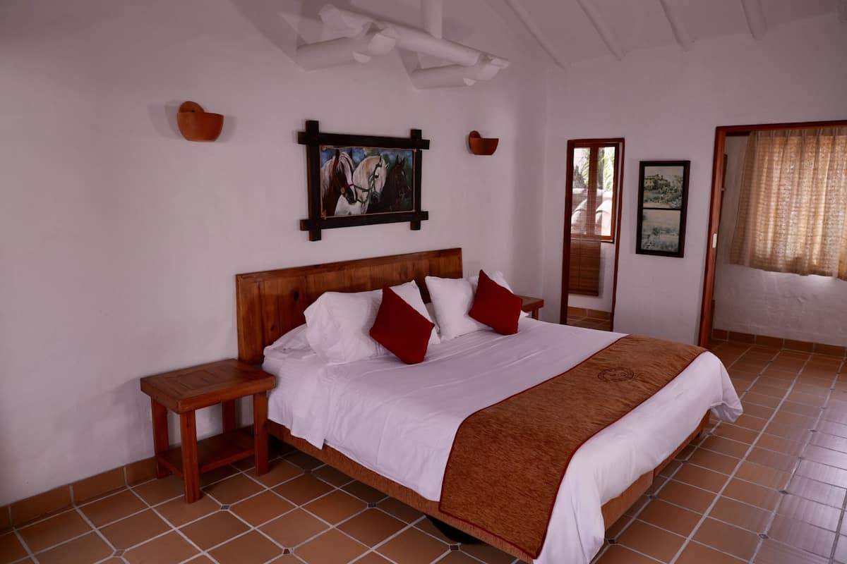 Junior Studio Suite, Balcony | Premium bedding, desk, laptop workspace, free cots/infant beds