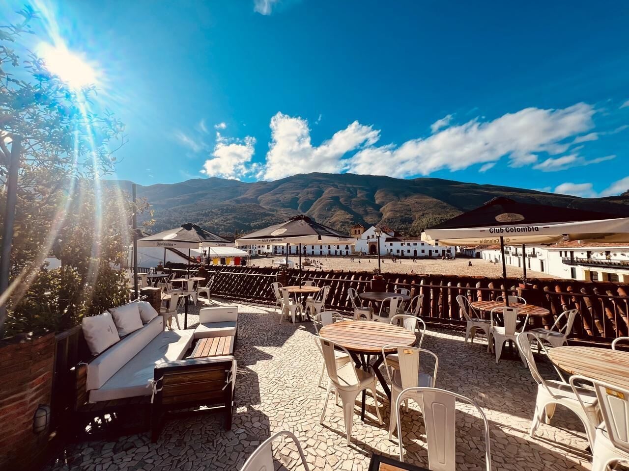 Junior studio suite, balkon | Luxe beddengoed, een bureau, een laptopwerkplek, gratis babybedden