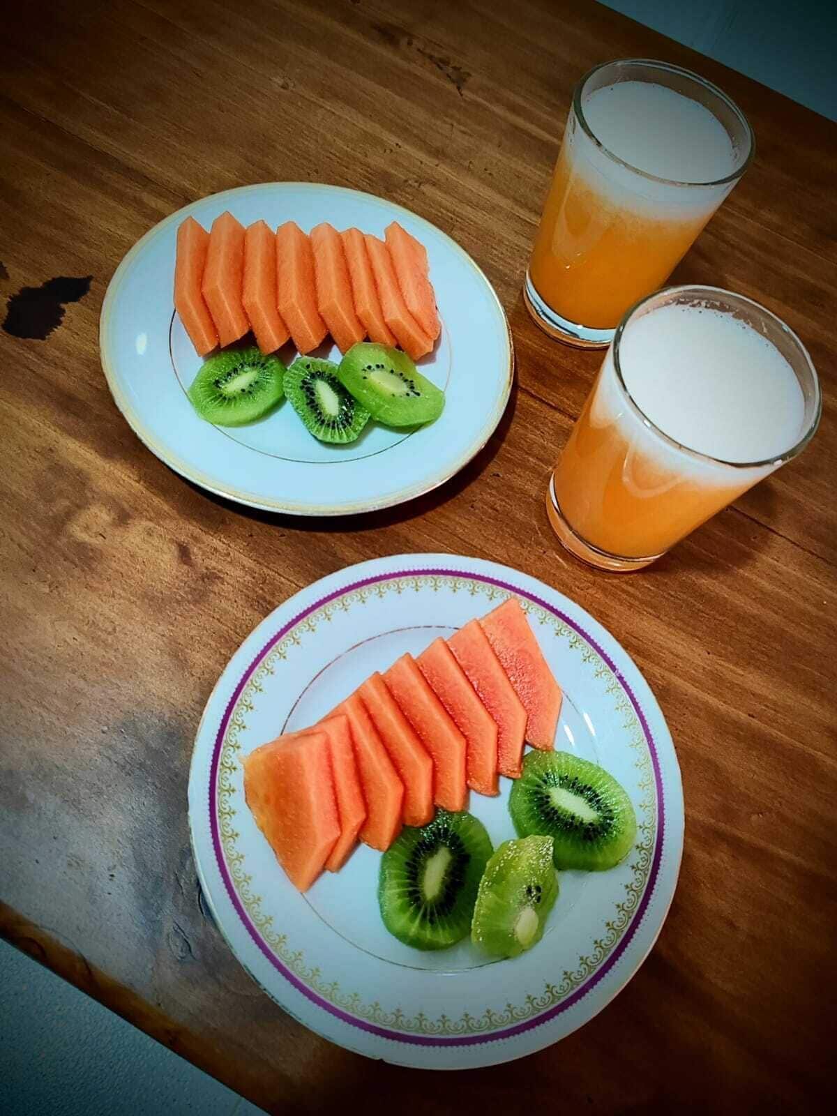 free daily english breakfast