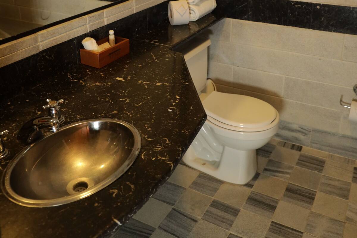 free toiletries, towels, soap, shampoo