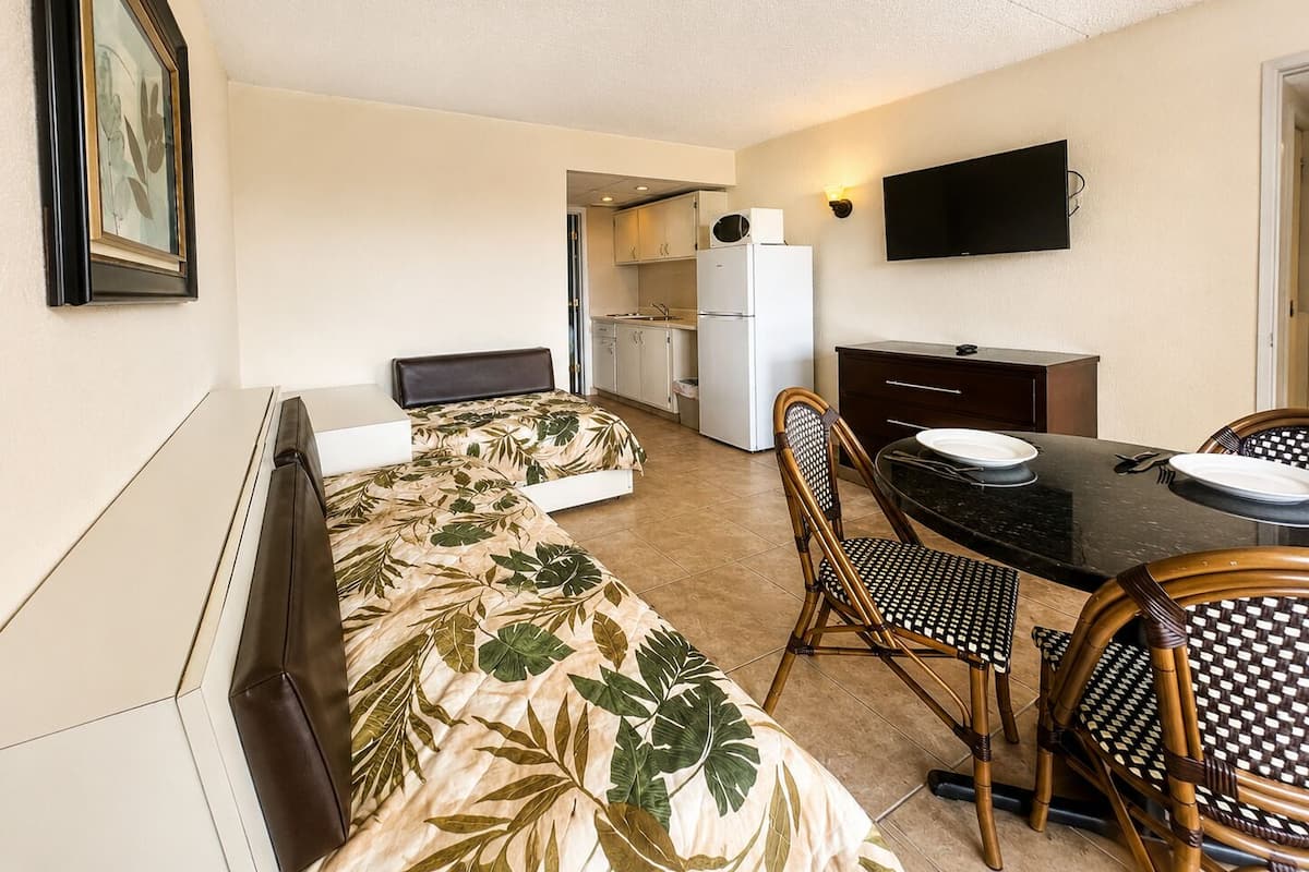 Two Room Suite, 2dble beds and 2 single(twin) beds, Type A | In-room safe, desk, soundproofing, iron/ironing board (on request)