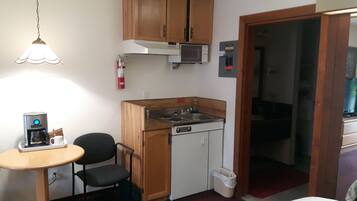 Fridge, microwave, coffee/tea maker, toaster