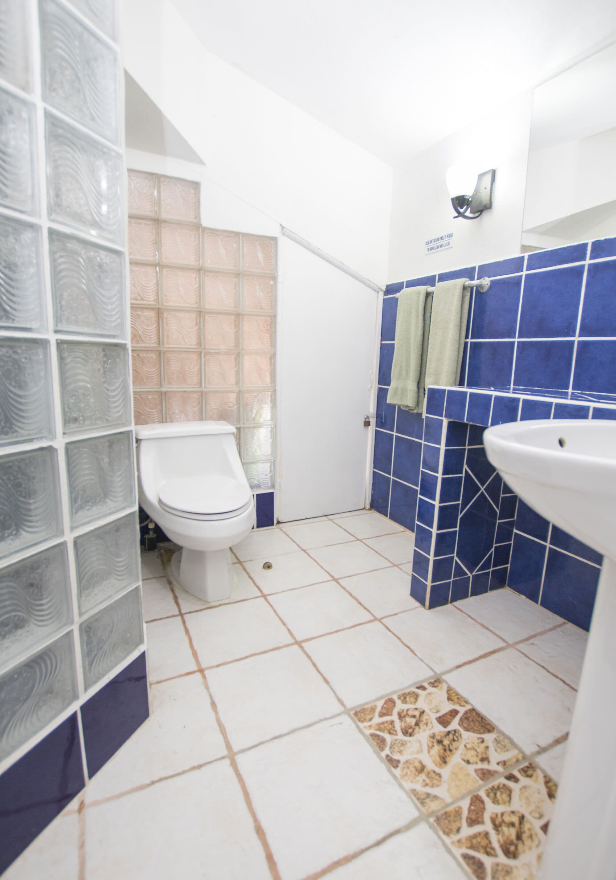 Photo - Oceanfront Hotel Verde Mar direct access to the beach