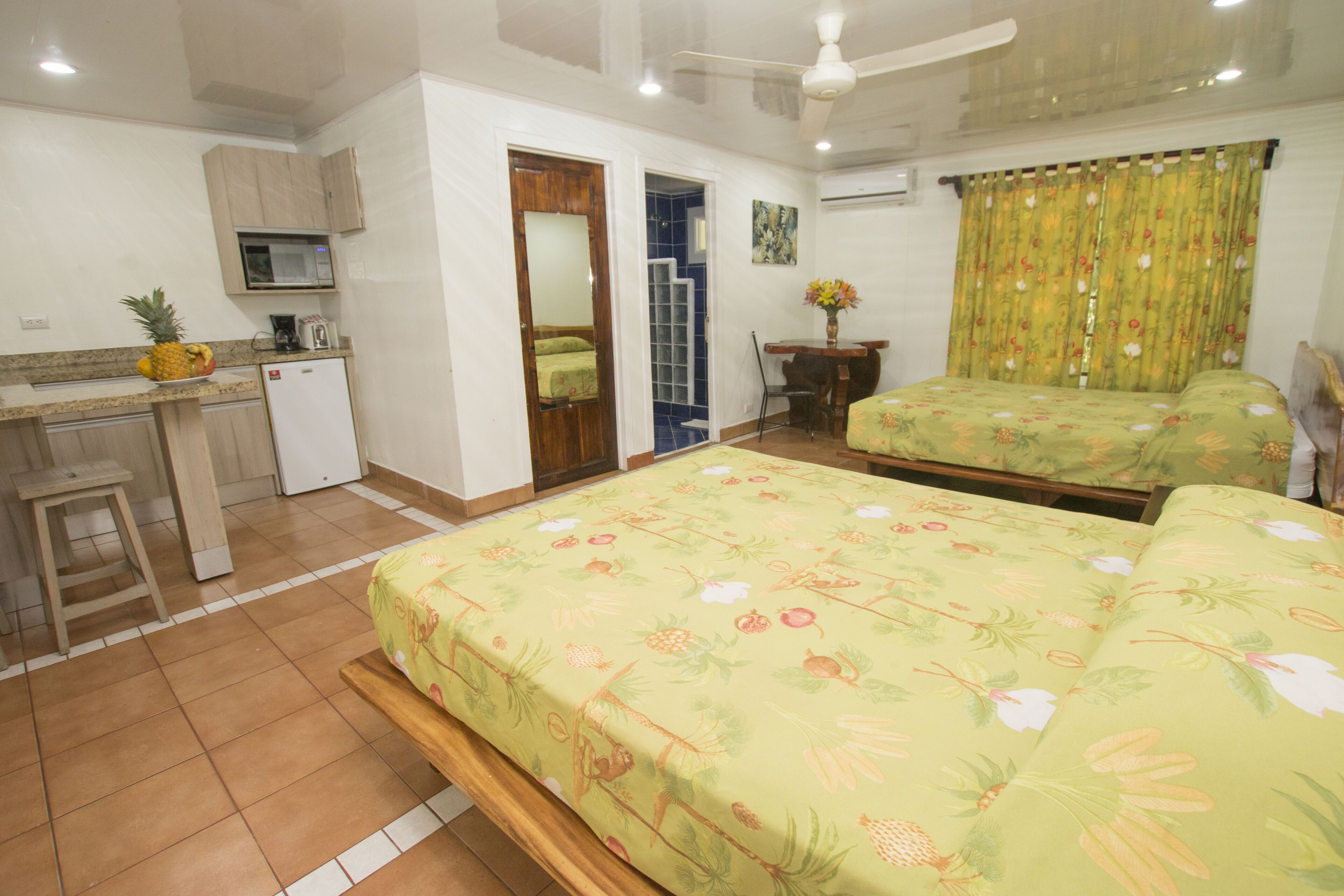 Photo - Oceanfront Hotel Verde Mar direct access to the beach