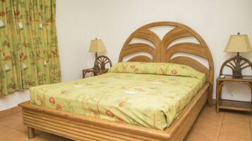 베이직 스튜디오 스위트 | 객실 내 금고, 무료 WiFi, 침대 시트