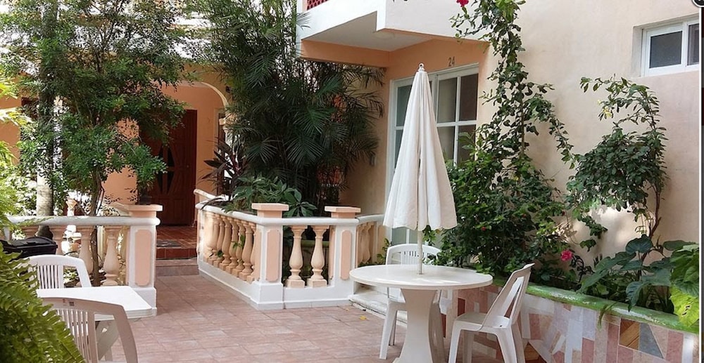 Hotel Francis Arlene by null