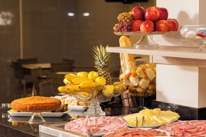 Frokostbuffé er inkludert hver dag