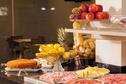 Estoril Hotel Marília