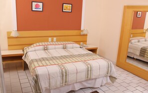 客房 (Flat ) | 笔记本电脑工作区、遮光窗帘、免费 WiFi、床单