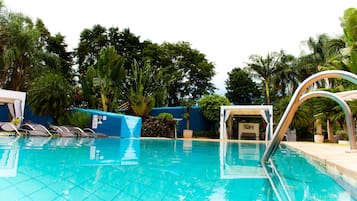 Indoor pool, outdoor pool