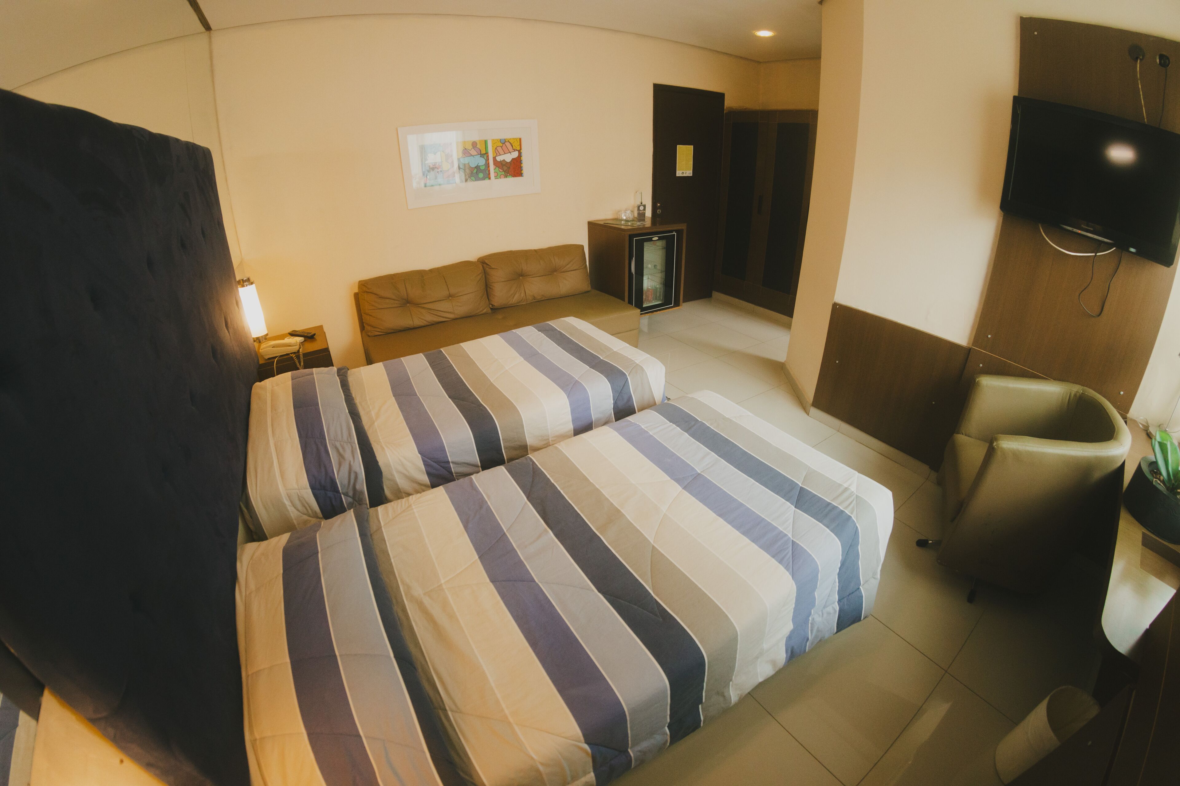 standard room | free wifi, bed sheets
