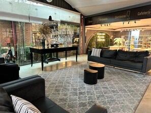 Living area - Villa Verde Hotel (Avare)