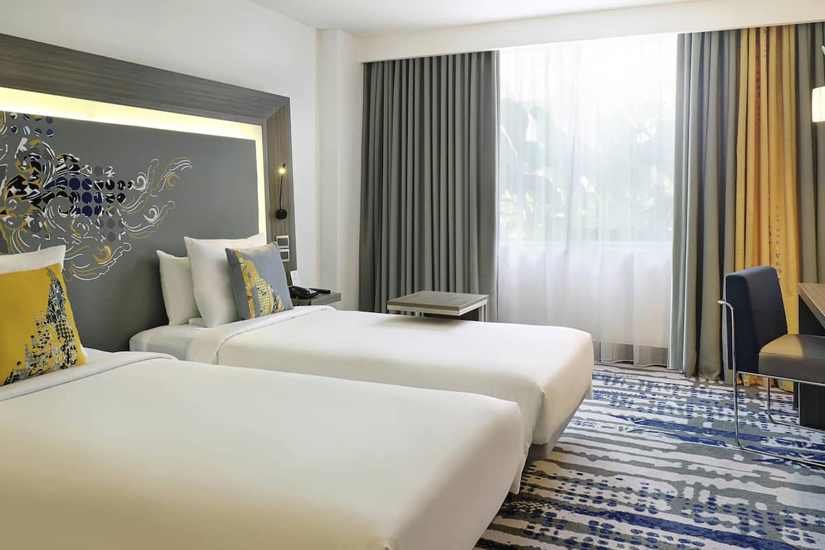 superior room, 2 single beds | 1 bedroom, minibar, in-room safe, desk