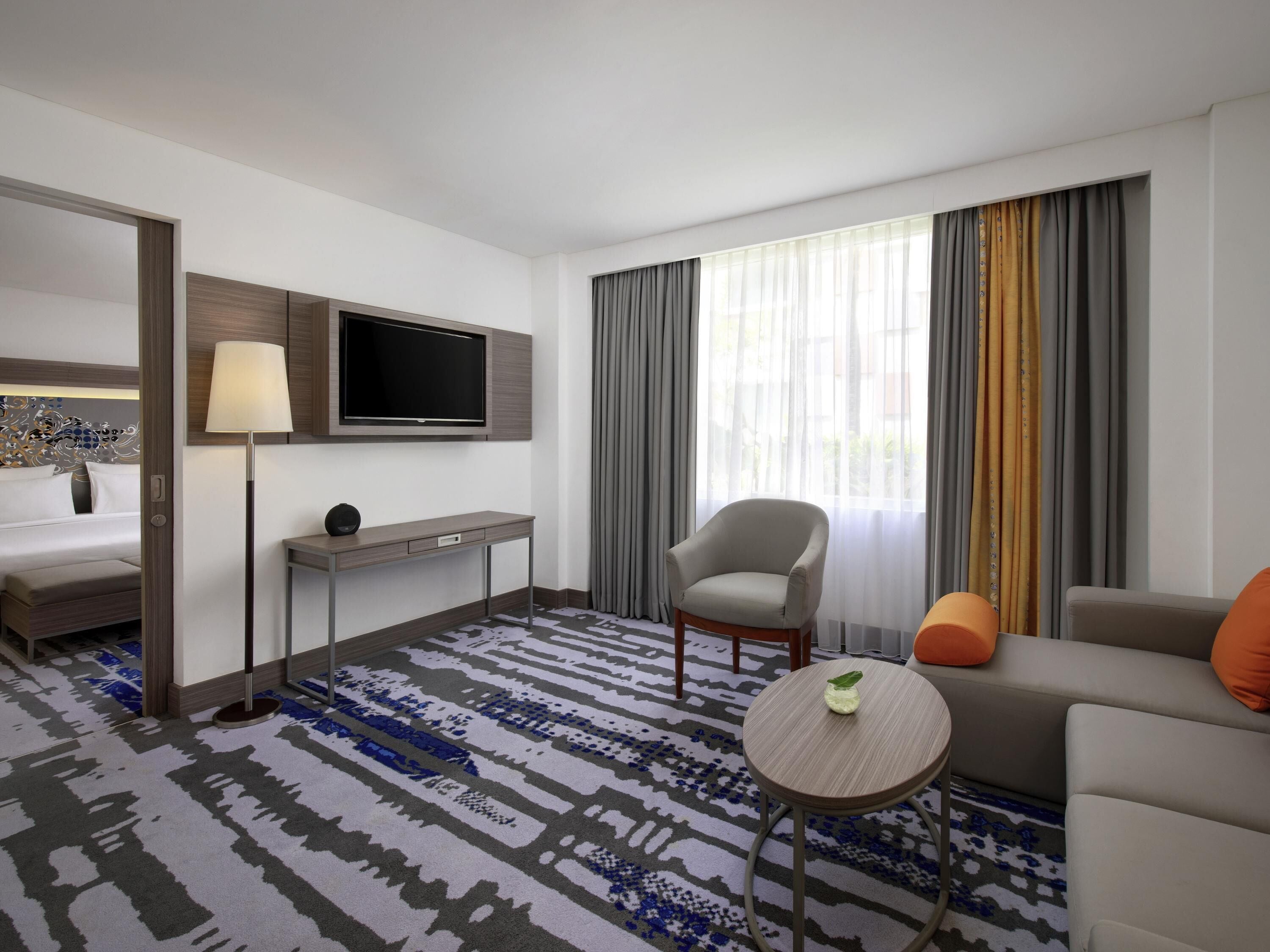 Suite, 1 Double Bed with Sofa bed (Free Access to Premiere Lounge)