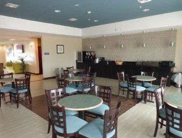 Property amenity - Days Inn Freer (Freer)