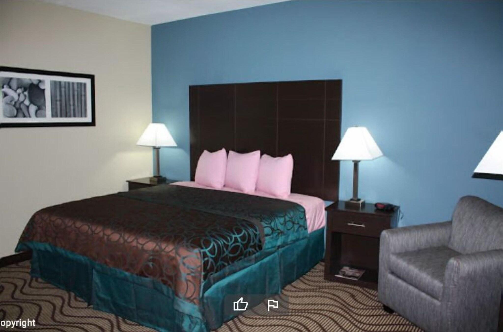 Desk, iron/ironing board, WiFi (free), alarm clocks