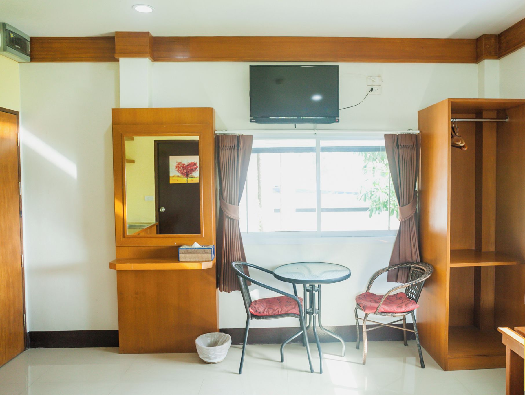 Foto - First & Frang Hotel
