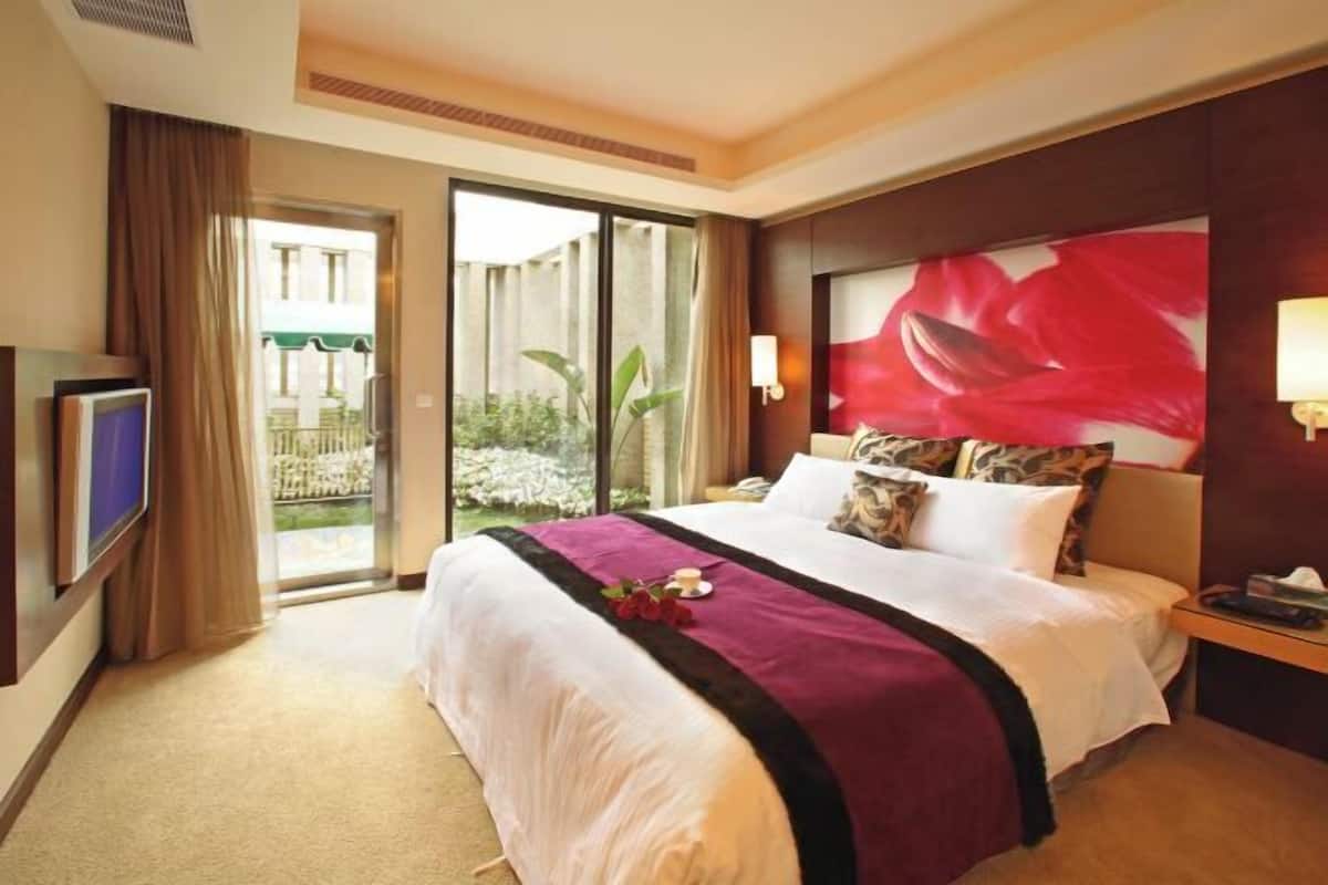 1 soveværelse, premium-sengetøj, dundyner, senge med topmadrasser