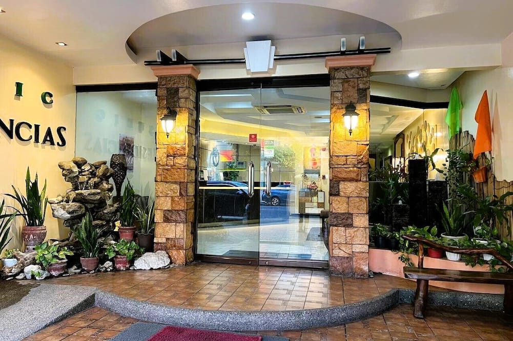 Subic Residencias