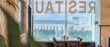 Breakfast, lunch, dinner served; international cuisine