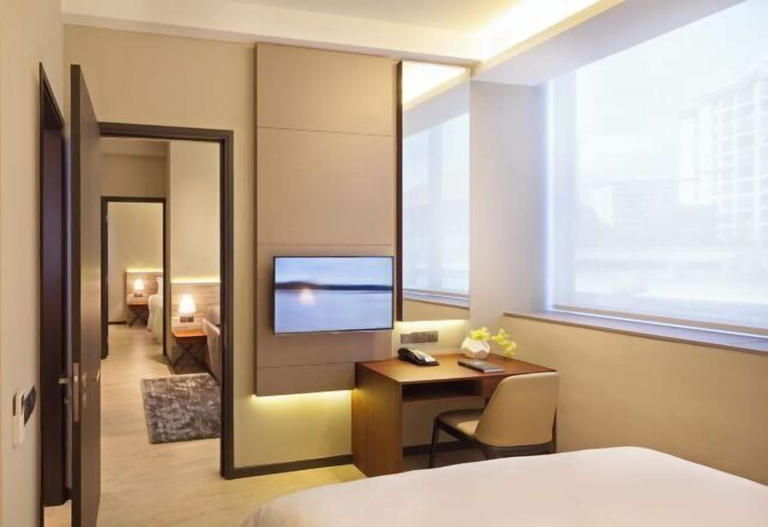 In-room safe, desk, laptop workspace, soundproofing