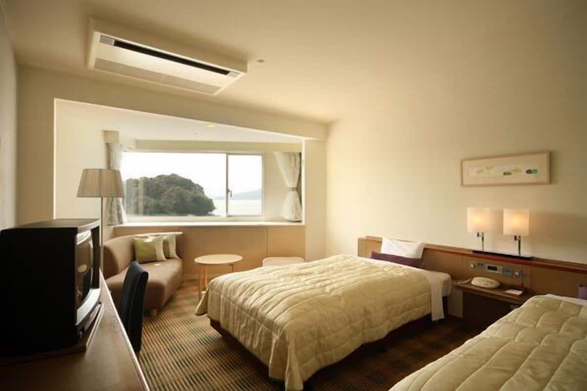 Twin Room | In-room safe, free WiFi, bed sheets