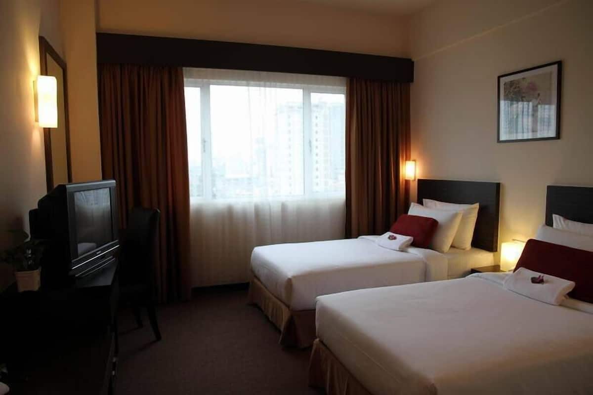 Superior Twin Room | In-room safe, desk, iron/ironing board (on request), cribs (free)