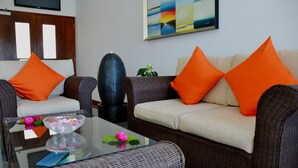 Lobby - The Old School Self Catering (Praslin Island)