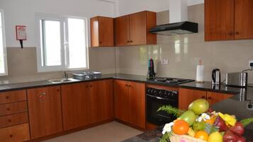 Appartement Familial | Cuisine privée | Réfrigérateur, micro-ondes, four, plaque de cuisson