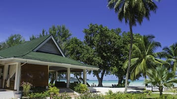 Bar (in der Unterkunft)