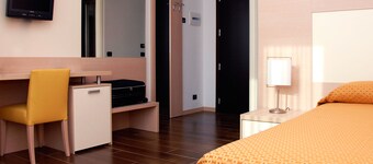 Groane Hotel Residence