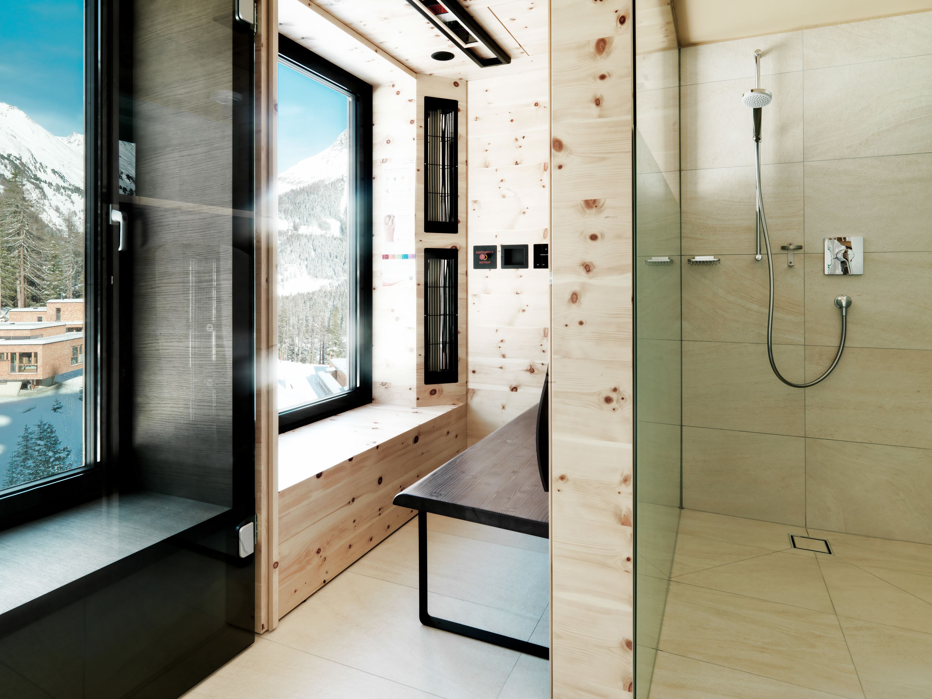 suite, terrace | bathroom | free toiletries, hair dryer, bathrobes, slippers