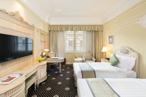 Standard Double or Twin Room, City View | Minibar, in-room safe, desk, laptop workspace - Harbourview Hotel Macau (Macau)