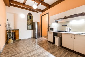 Plaque de cuisson, grille-pain, nécessaire de nettoyage