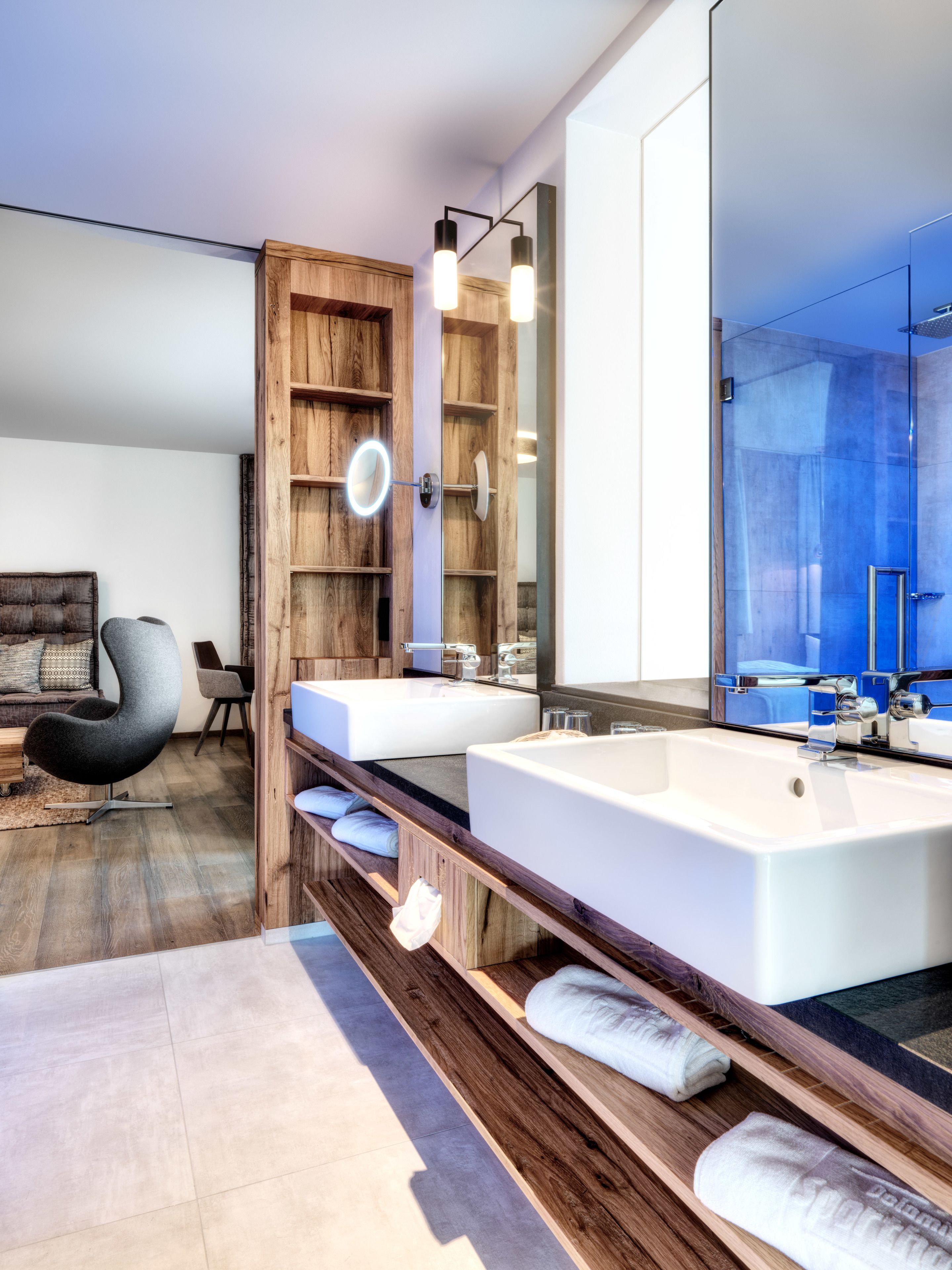 shower, free toiletries, hair dryer, bathrobes