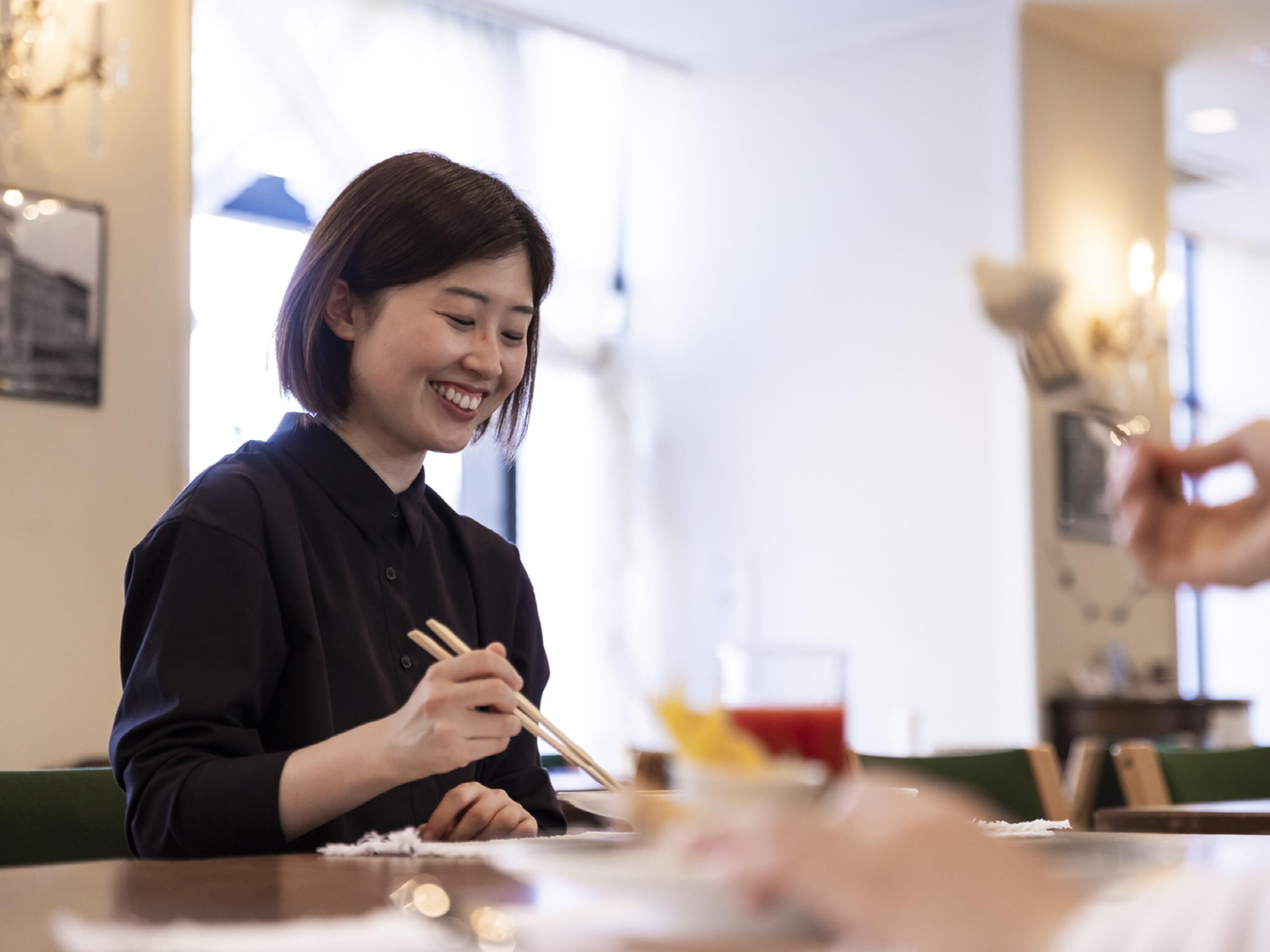 Daily buffet breakfast (JPY 1850 per person)