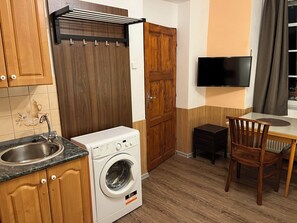 Economy Room, Shared Bathroom | Desk, laptop workspace, blackout drapes, free WiFi