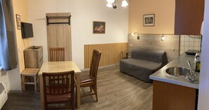 Living area - Mila Apartments (Prague)