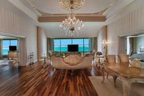 Literie de qualité supérieure, matelas mémoire de forme, minibar