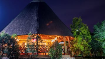 Fachada de la propiedad