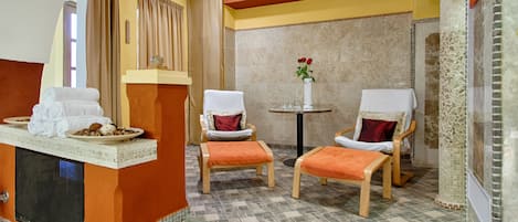 Badstue, boblebad, dampbad, manikyr og pedikyr og massasje