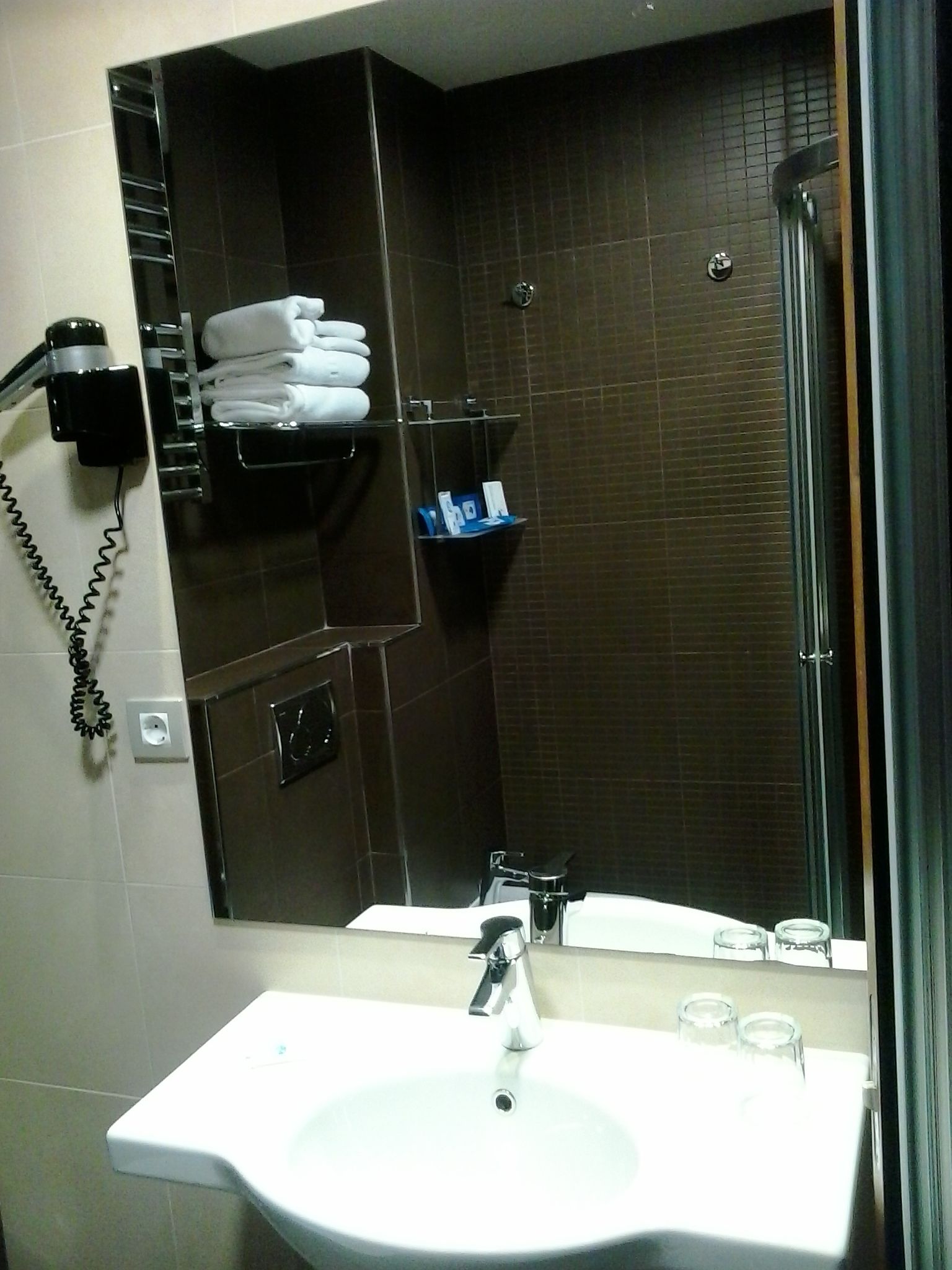 double or twin room | bathroom sink