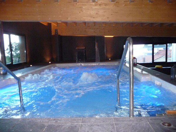 カップル用トリートメントルーム、サウナ、ホットタブ、トルコ風呂 / ハマム、ハイドロセラピー、アロマテラピー