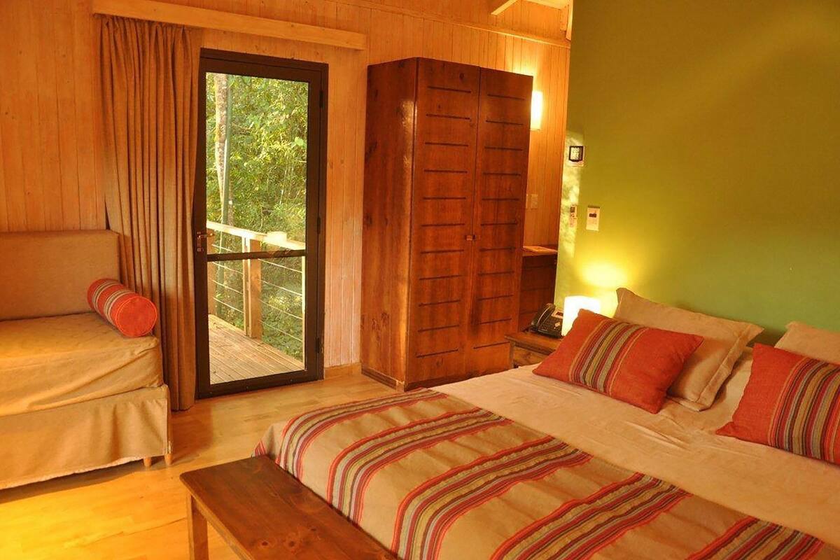 Premium bedding, down duvets, pillow-top beds, minibar
