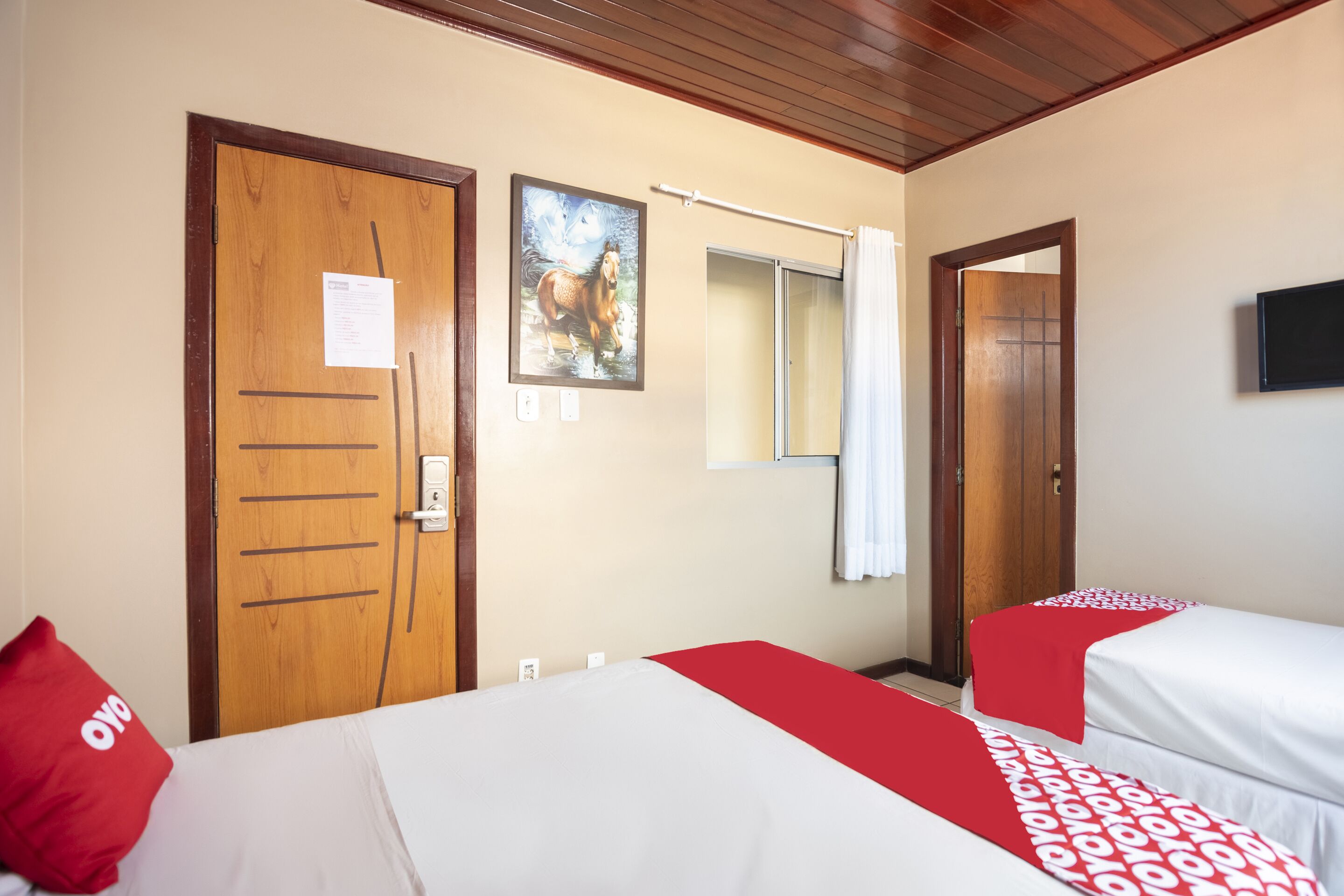 Triple Room, Multiple Beds