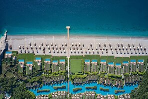 Private beach, sun loungers, beach umbrellas, beach towels