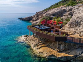 11 bares/lounges, bar ao lado da piscina, bar na praia