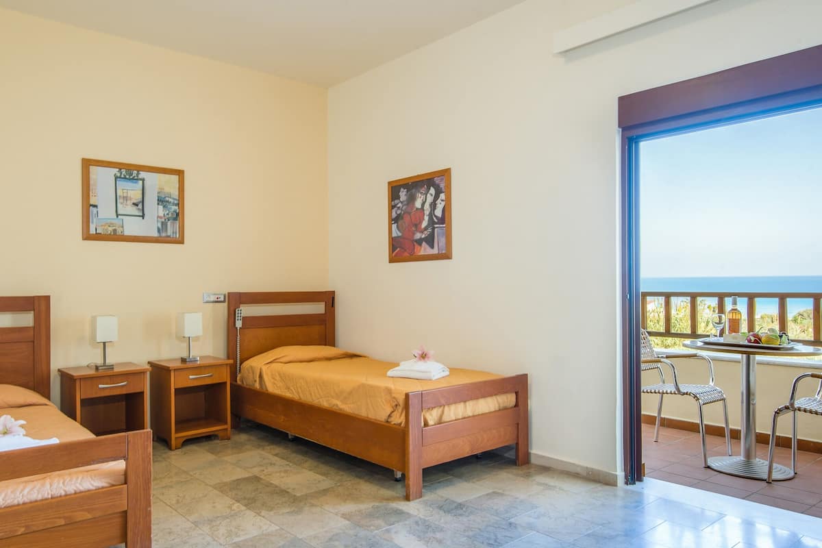 1 bedroom, free minibar items, in-room safe, individually decorated