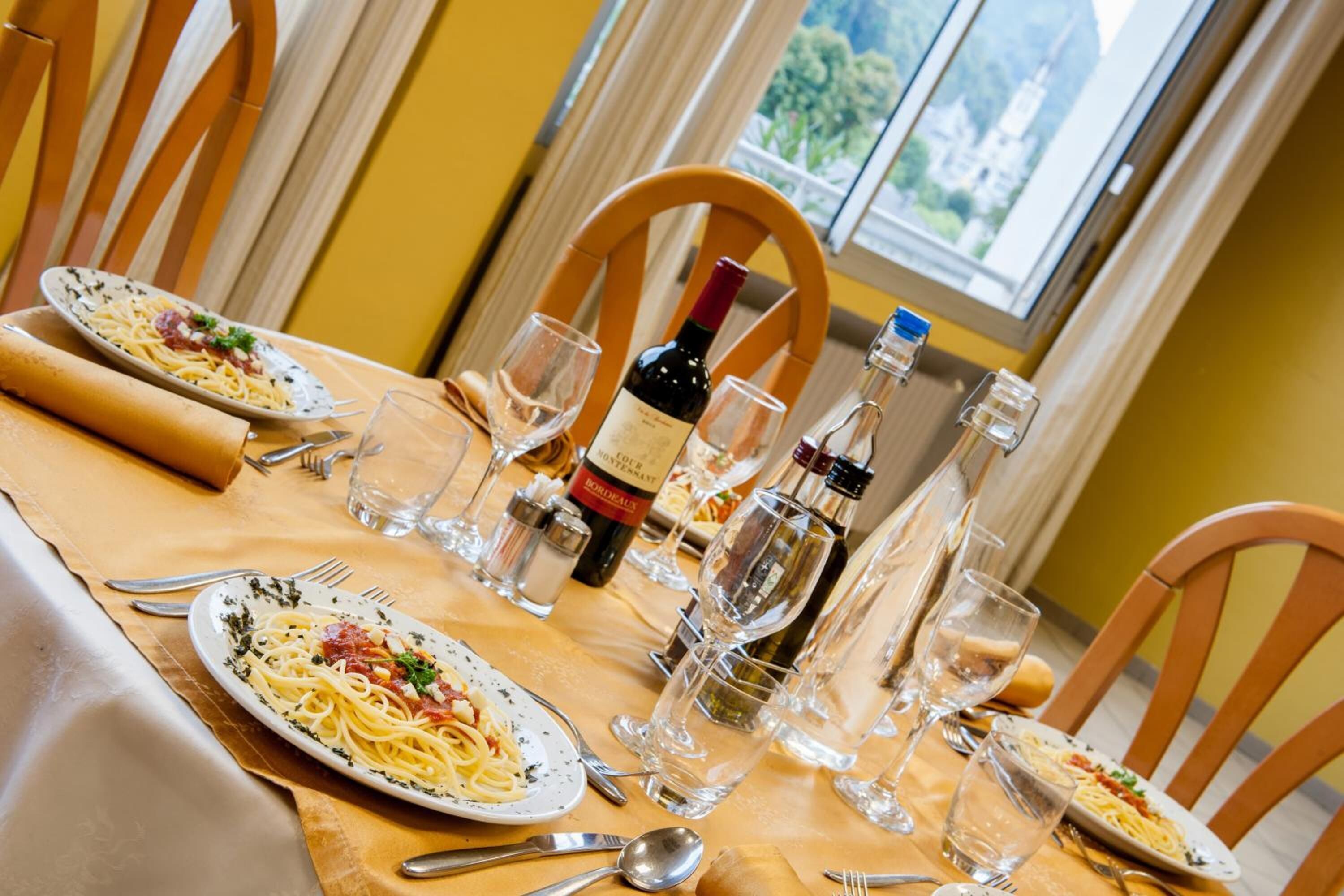 breakfast, lunch, dinner served; italian cuisine